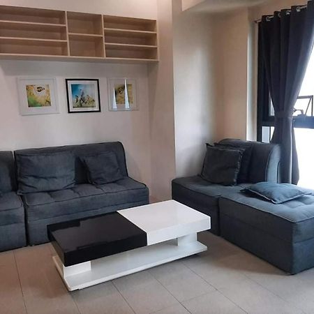 Spacious 2 Bedroom Unit With Pool Manila Luaran gambar