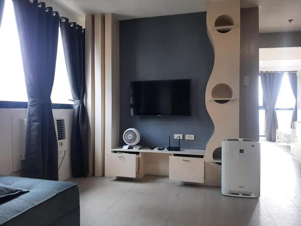 Spacious 2 Bedroom Unit With Pool Manila Luaran gambar
